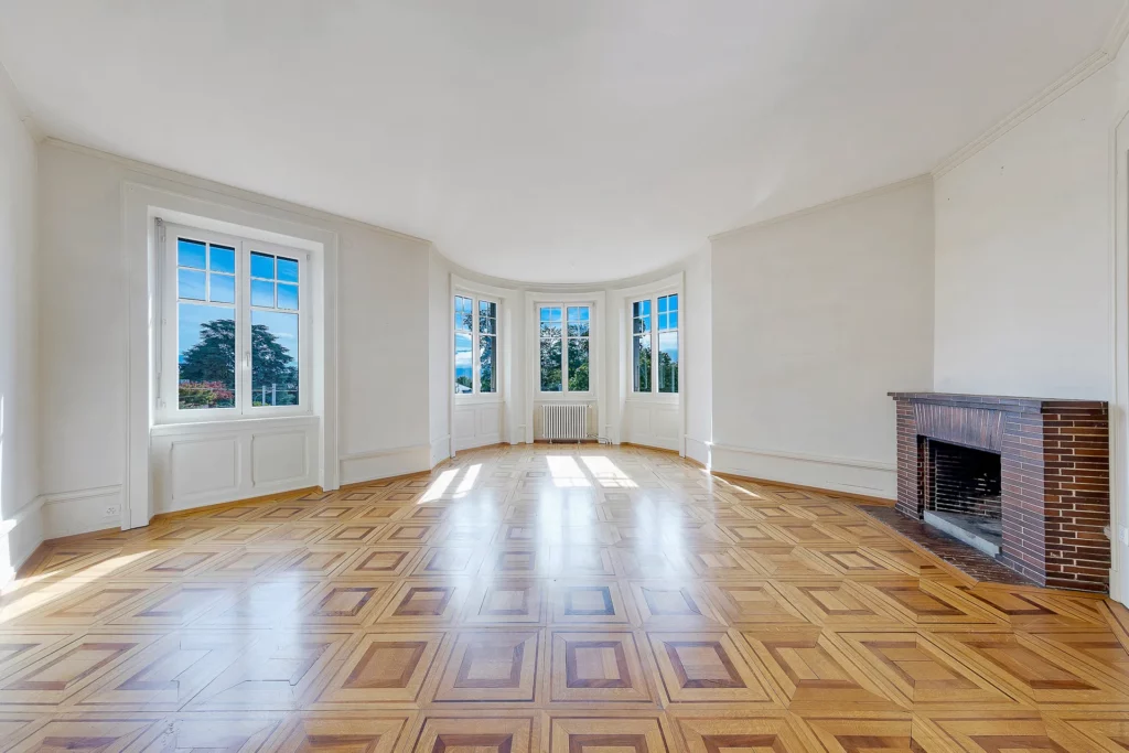 Appartement 5.5 pièces dans un immeuble classé à Lausanne – photo 1