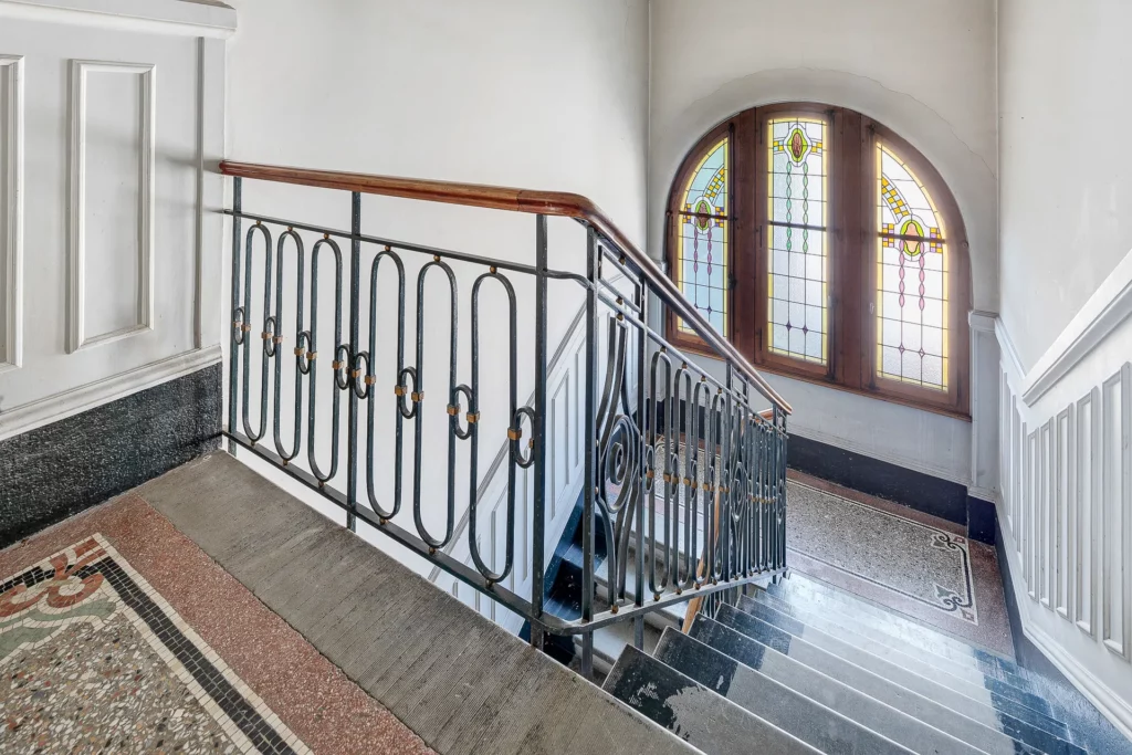 Appartement 5.5 pièces dans un immeuble classé à Lausanne – photo 10