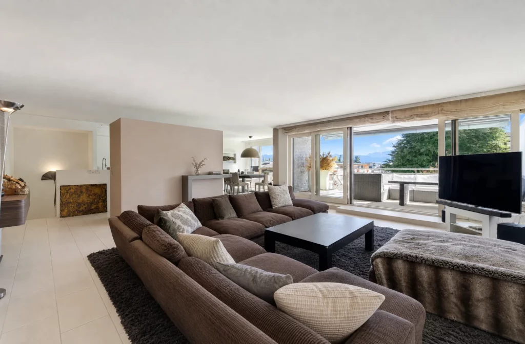 Duplex contemporain de 4.5 pièces avec jardin et balcon – Pully – photo 3